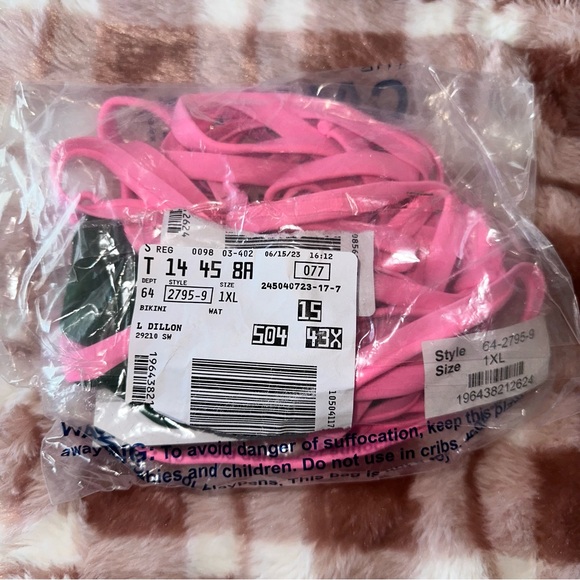 NWT Swimsuits for All Reversible Crisscross Triangle Bikini Top | 1XL - Picture 2 of 3